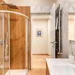 Downtownapartments - Croce Di Malta Royale 라스페치아