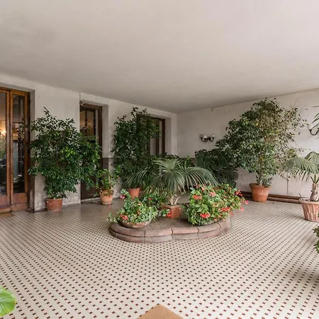 Downtown Srl - Croce Di Malta Royale Apartment *