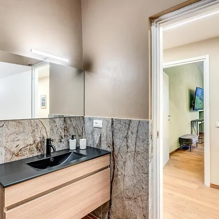 公寓 Downtown Srl - Croce Di Malta Royale 斯培西亚