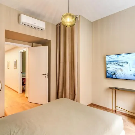 Downtown Srl - Croce Di Malta Royale Apartment *